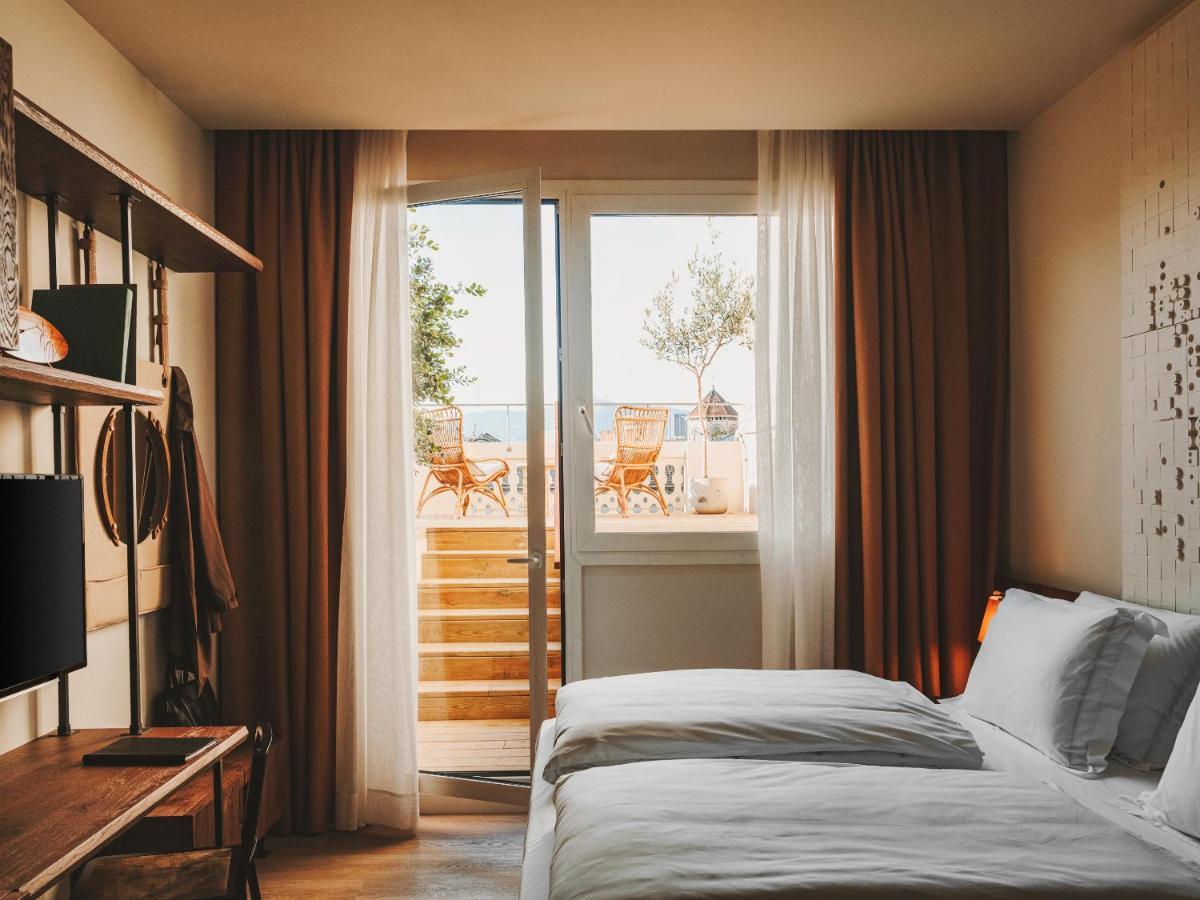 Sonder Casa Luz Hotel Barcelona Bagian luar foto