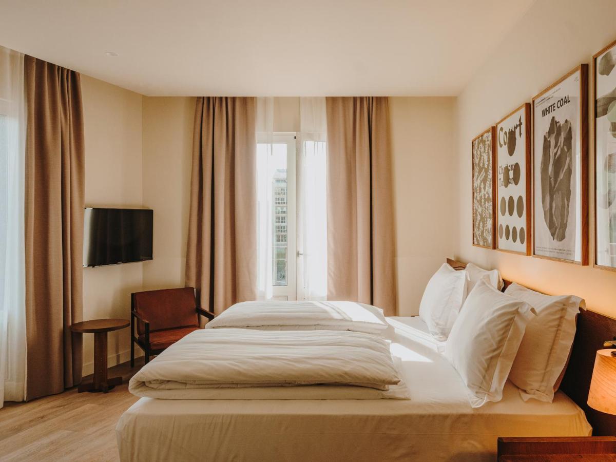 Sonder Casa Luz Hotel Barcelona Bagian luar foto