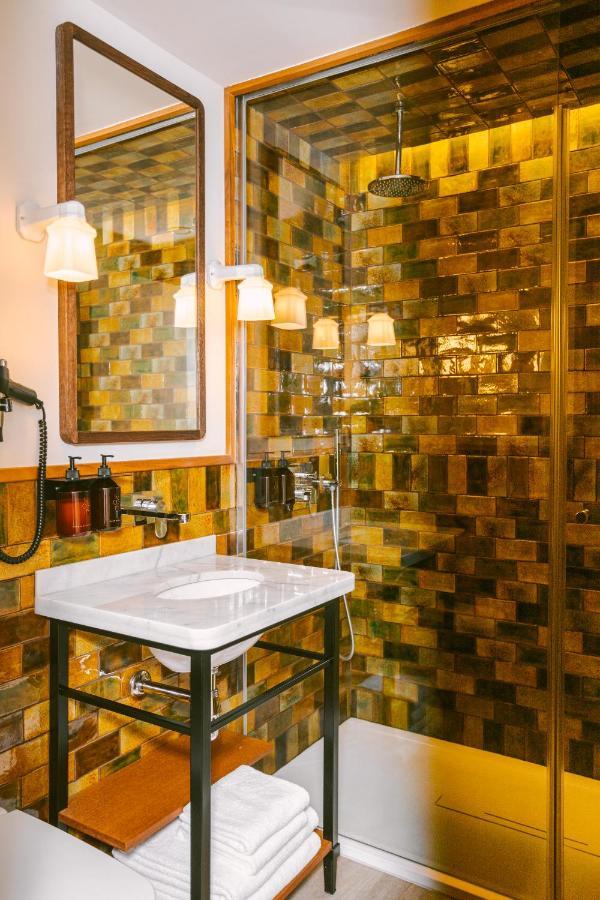 Sonder Casa Luz Hotel Barcelona Bagian luar foto