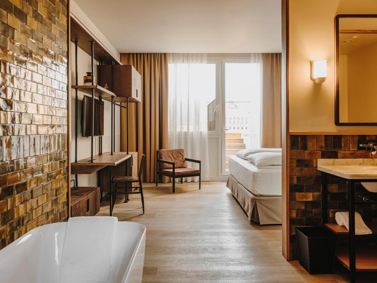 Sonder Casa Luz Hotel Barcelona Bagian luar foto